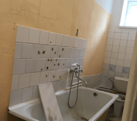 Узкая ванная комната 1,5 метра шириной и ее преображение