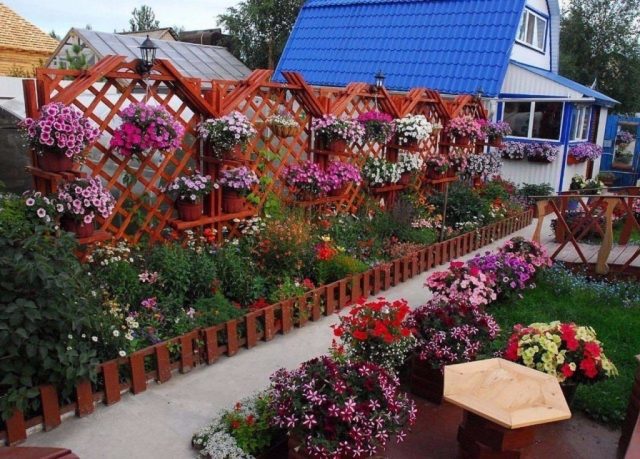 Как выглядит красивый летний дом простых бедняков