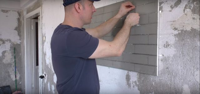 Кирпичные стены из гипса в 3 раза дешевле готовой плитки