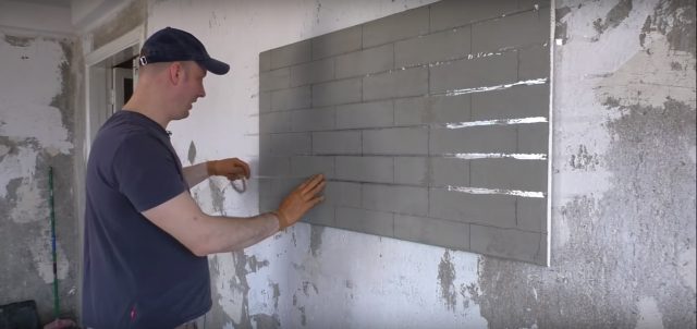 Кирпичные стены из гипса в 3 раза дешевле готовой плитки
