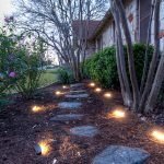 Клумба с подсветкой