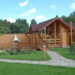 Мостик перед беседкой