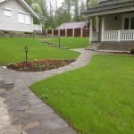 Светильник в клумбе