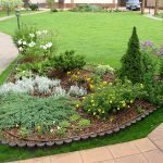 Клумба на участке