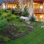 Цветник на склоне