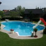 Горка у бассейна