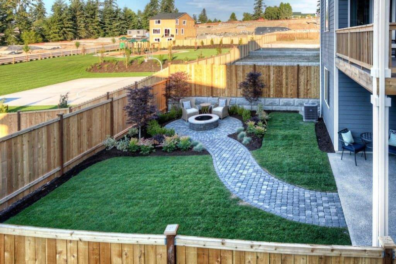 Газон на даче