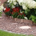 Спил дерева для декора сада