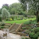 Сад с зоной отдыха